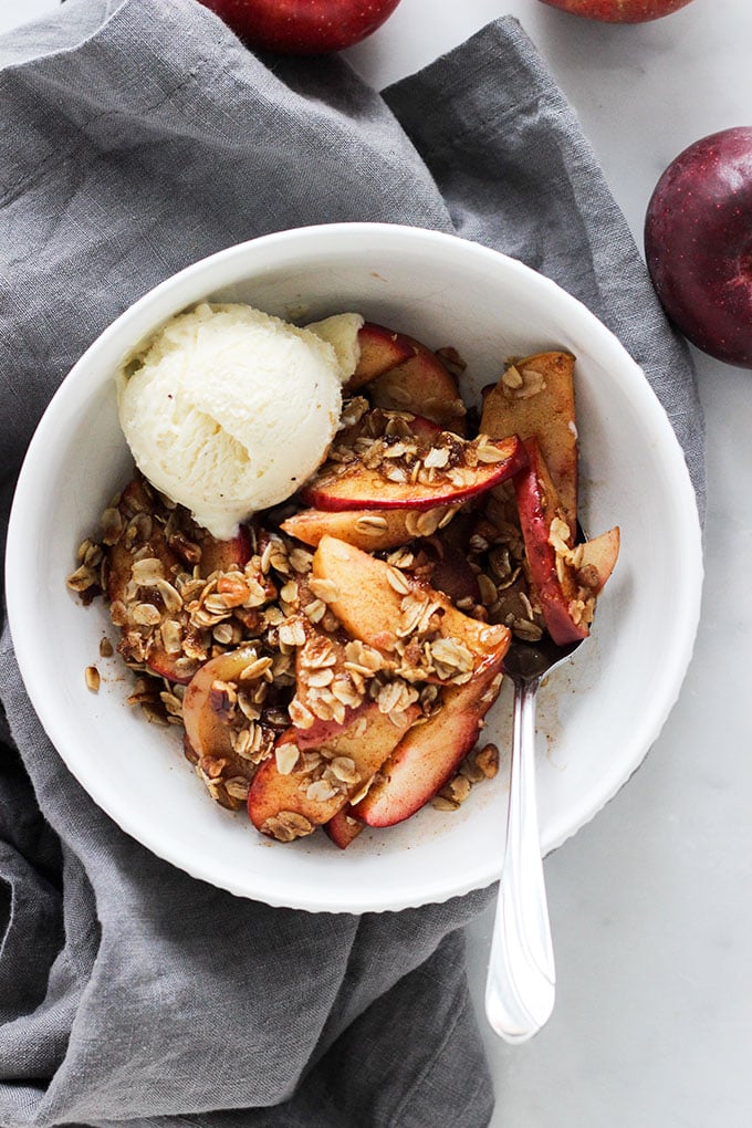 Vegan Bourbon Apple Crisp