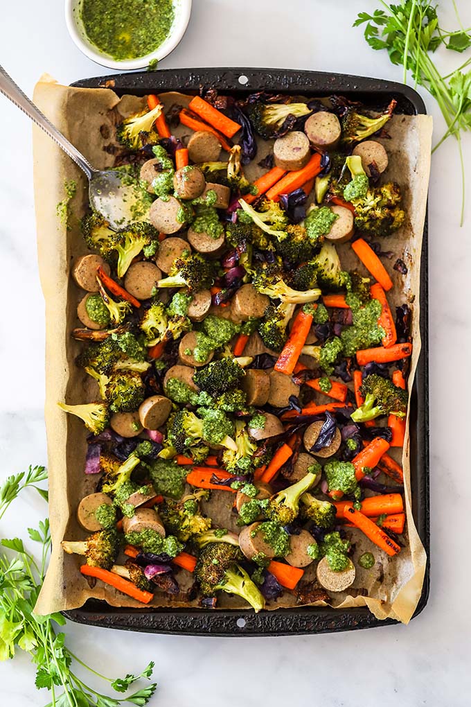 https://dietitiandebbie.com/wp-content/uploads/2019/01/Sheet-Pan-Sausage-and-Veggies-with-Pesto-2.jpg