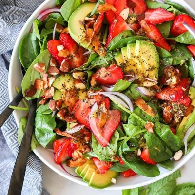 strawberry spinach salad with lemon poppyseed dressing