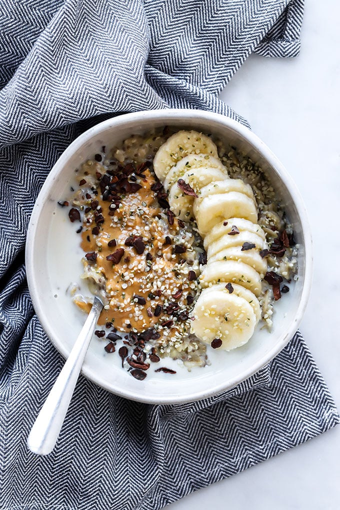 8 healthy ways to flavor your oats