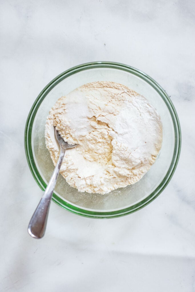 combine the dry muffin ingredients in a bowl. 