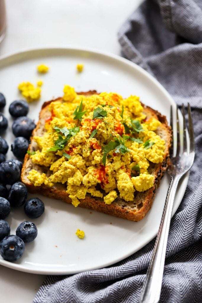 Easy Vegan Tofu Scramble | Dietitian Debbie Dishes
